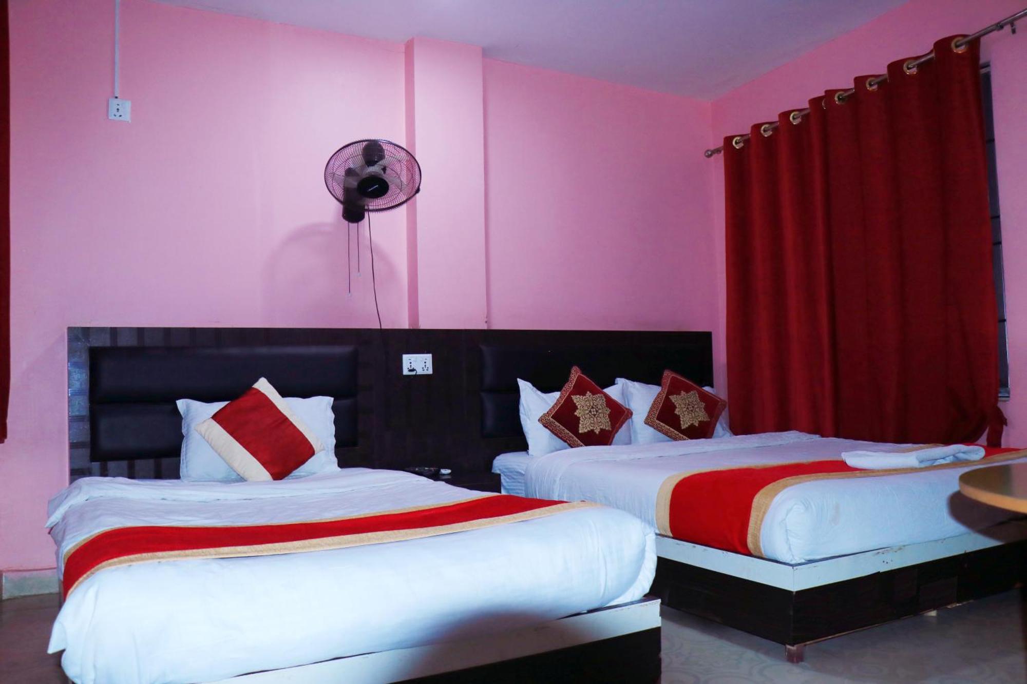 Hotel Megha Heritage Surkhet Dış mekan fotoğraf